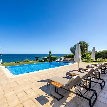 Zinha Praia Da Luz