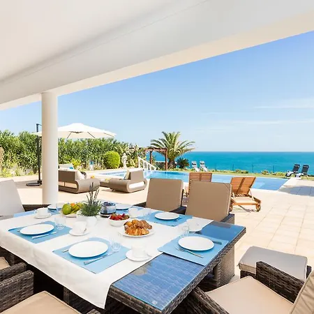 Zinha Praia Da Luz