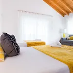 Zinha Villa *