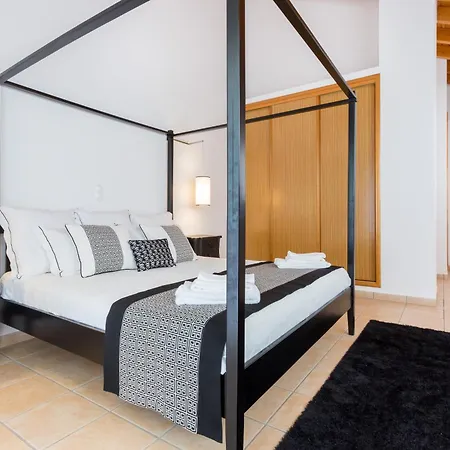 Zinha Villa Praia Da Luz